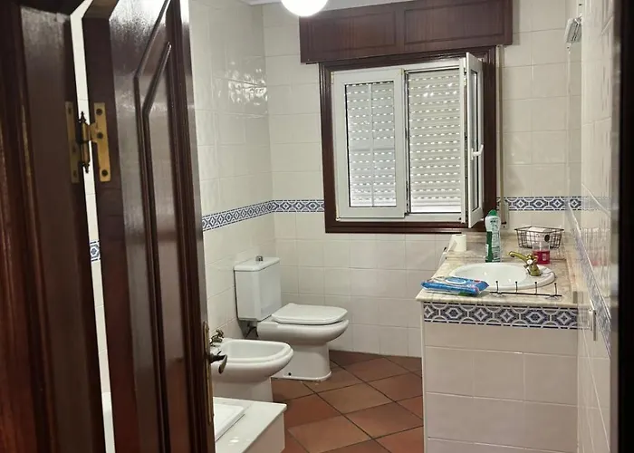 Con Piscina Дом отдыха Туй
